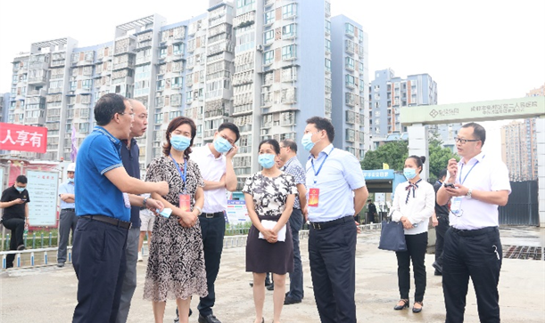 为“腾博诚信官网速度”点赞！区人大常委会到二医院迁建项目现场调研