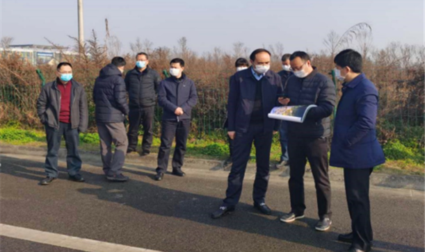 区委副书记、代区长王忠诚调研新繁国际智能家居产业新城项目、成彭路改扩建工程 开复工工作